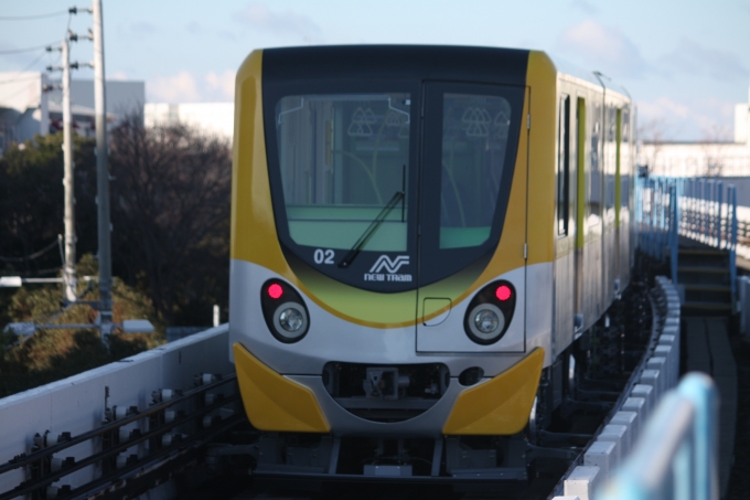 大阪メトロ ニュートラム205形(M6) 205-02 鉄道フォト・写真 by フレッシュマリオさん ポートタウン西駅：2016年12月28日09時ごろ