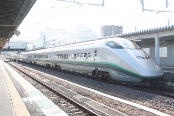 JR東日本 E322形(M2c) つばさ(新幹線) E322-2001 鉄道フォト・写真 by フレッシュマリオさん 米沢駅：2015年11月01日12時ごろ