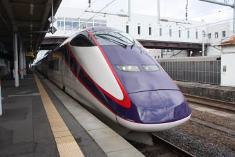 JR東日本 E311形(M1sc) つばさ(新幹線) E311-1004 鉄道フォト・写真 by フレッシュマリオさん 米沢駅：2015年10月25日12時ごろ