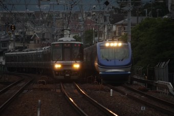 JR西日本 鉄道フォト・写真 by フレッシュマリオさん さくら夙川駅：2016年06月22日17時ごろ