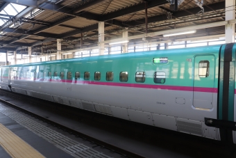 JR東日本 E526形(M2) E526-126 鉄道フォト・写真 by フレッシュマリオさん 盛岡駅 (JR)：2020年09月21日16時ごろ