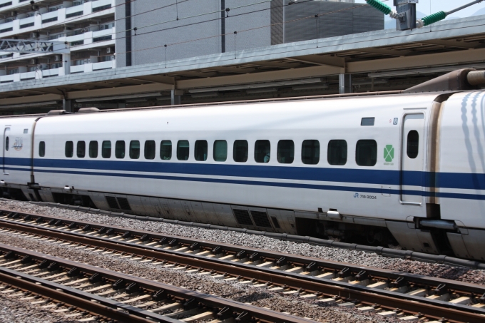 JR西日本 718形(T`s) 718-3004 鉄道フォト・写真 by フレッシュマリオさん 小田原駅 (JR)：2014年05月04日12時ごろ