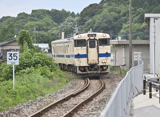 鉄道フォト・写真：JR九州 国鉄キハ40系気動車 キハ147-1069 添田駅 鉄道フォト・写真 by あきひろしさん - 撮影日 2024/06/25 14:28