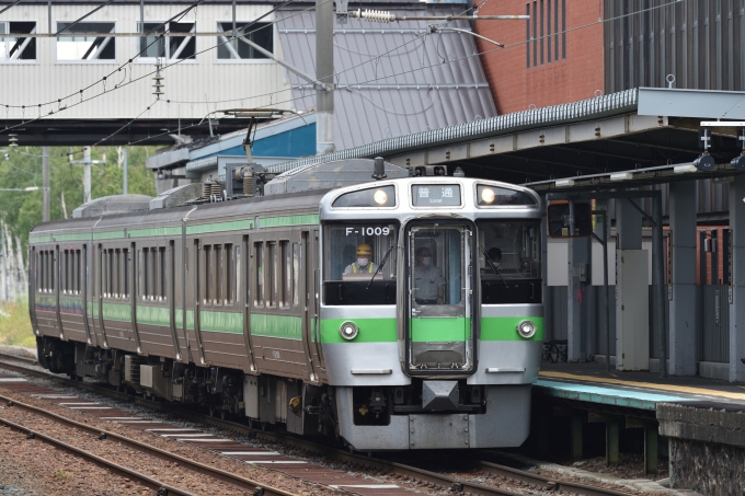 鉄道フォト・写真：JR北海道721系電車  岩見沢駅 鉄道フォト・写真 by あきひろしさん - 撮影日 2024/06/23 12:03