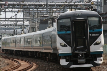 JR東日本E257系電車 クハE257-2107 鉄道フォト・写真 by 山初期鐵だよさん 王子駅 (JR)：2020年04月16日12時ごろ