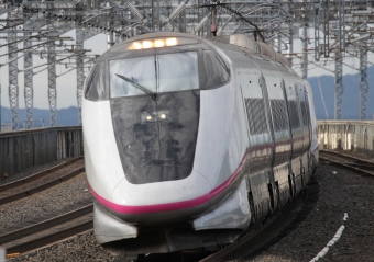 JR東日本 E322形(M2c) こまち(新幹線) E322-1 鉄道フォト・写真 by Kazoo8021さん 那須塩原駅：2011年10月01日08時ごろ