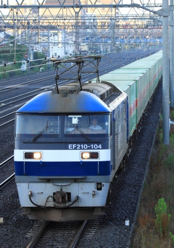 JR貨物 EF210形 EF210-104 鉄道フォト・写真 by Kazoo8021さん 戸塚駅 (JR)：2020年06月20日05時ごろ