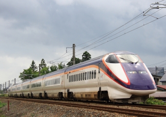 JR東日本 E322形(M2c) つばさ(新幹線) E322-1004 鉄道フォト・写真 by Kazoo8021さん 新庄駅：2018年08月25日12時ごろ