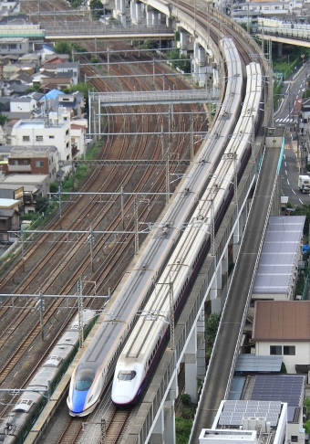 JR東日本 E2系新幹線電車 鉄道フォト・写真 by Kazoo8021さん 王子駅 (JR)：2018年08月19日16時ごろ