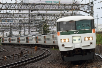 JR東日本 クハ185形 クハ185-210 鉄道フォト・写真 by Kazoo8021さん 大船駅 (JR)：2016年06月05日07時ごろ