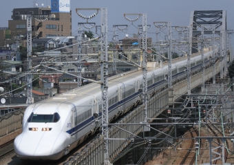 JR西日本 723形(Tc) 723-3002 鉄道フォト・写真 by Kazoo8021さん 品川駅 (JR)：2013年08月16日12時ごろ