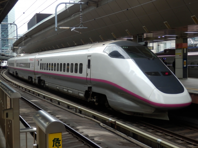 JR東日本 E322形(M2c) やまびこ(新幹線) E322-22 鉄道フォト・写真 by さんたかさん 東京駅 (JR)：2014年02月13日09時ごろ