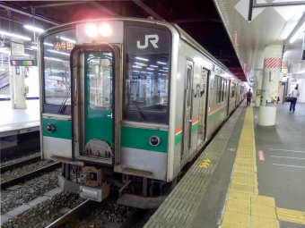 JR東日本701系電車 鉄道フォト・写真 by さんたかさん 仙台駅 (JR)：2014年08月27日14時ごろ