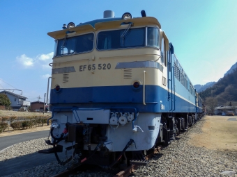 JR貨物 国鉄EF65形電気機関車 EF65 520 鉄道フォト・写真 by さんたかさん 横川駅 (群馬県)：2013年03月02日12時ごろ
