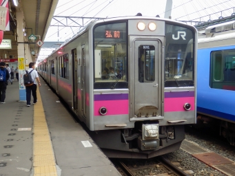 JR東日本 クハ700形 クハ700-16 鉄道フォト・写真 by さんたかさん 青森駅 (JR)：2015年08月27日07時ごろ