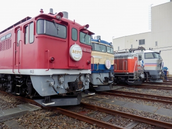 JR東日本 国鉄EF65形電気機関車 EF65 1118 鉄道フォト・写真 by さんたかさん 尾久駅：2015年11月14日10時ごろ