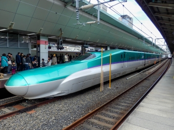 JR北海道 H523形(T1c) H523-1 鉄道フォト・写真 by さんたかさん 東京駅 (JR)：2016年03月27日11時ごろ