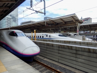 JR東日本 E2系新幹線電車 鉄道フォト・写真 by さんたかさん 東京駅 (JR)：2016年03月27日11時ごろ