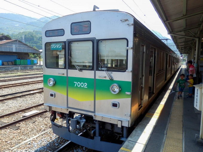 秩父鉄道7000系電車 7002 三峰口駅 鉄道フォト・写真 by さんたかさん