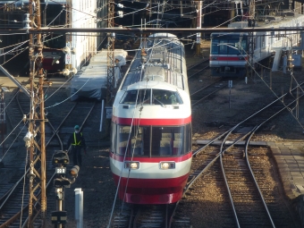 長野電鉄1000系電車 長野電鉄1000系 鉄道フォト・写真 by 急行「志賀」さん 須坂駅：2023年12月18日08時ごろ