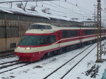 長野電鉄1000系電車 長野電鉄1000系 鉄道フォト・写真 by 急行「志賀」さん 須坂駅：2024年01月10日08時ごろ