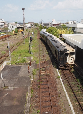 JR九州 指宿のたまて箱(特急) 鉄道フォト・写真 by Norikumaさん 指宿駅：2023年04月16日11時ごろ