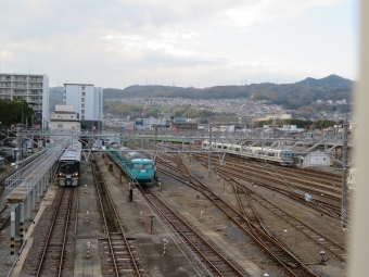 JR西日本 国鉄117系電車 鉄道フォト・写真 by Y-1152さん 王寺駅 (JR)：2018年12月17日15時ごろ