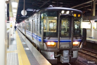 JR西日本 クハ520形 クハ520-19 鉄道フォト・写真 by シルバー3号機さん 金沢駅 (JR)：2015年03月29日09時ごろ