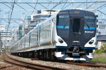 JR東日本E257系電車 クハE256形(Tc') 鉄道フォト・写真 by 座衛門さん 藤沢駅 (JR)：2021年04月18日09時ごろ