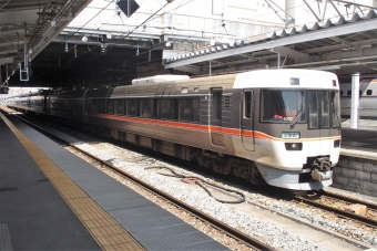 JR東海383系電車 鉄道フォト・写真 by もりもりさん 長野駅 (JR)：2015年05月17日13時ごろ