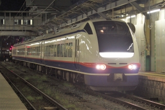 JR東日本E653系電車 鉄道フォト・写真 by もりもりさん 新潟駅：2015年08月11日20時ごろ