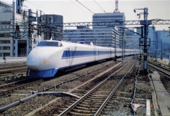 JR西日本 100系新幹線電車 鉄道フォト・写真 by もりもりさん 東京駅 (JR)：1992年03月22日12時ごろ