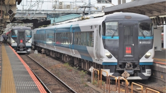 JR東日本E257系電車 湘南(特急) 鉄道フォト・写真 by もりもりさん 小田原駅 (JR)：2021年06月23日07時ごろ