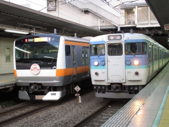 JR東日本E233系電車 鉄道フォト・写真 by もりもりさん 立川駅：2009年12月14日16時ごろ