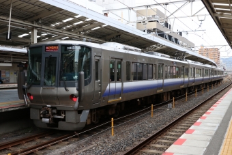 JR西日本 クハ222形 クハ222-106 鉄道フォト・写真 by Tabinekoさん 和歌山駅 (JR)：2021年10月24日14時ごろ