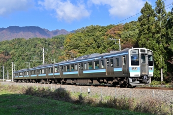 JR東日本 クモハ211形 クモハ211-1004 鉄道フォト・写真 by ポン太さん ：2021年11月03日08時ごろ