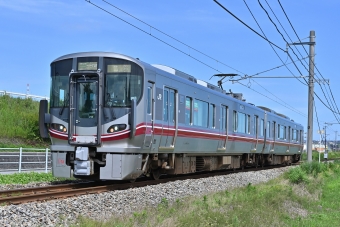 JR西日本 クハ520形 クハ520-114 鉄道フォト・写真 by ポン太さん 能瀬駅：2022年07月24日09時ごろ