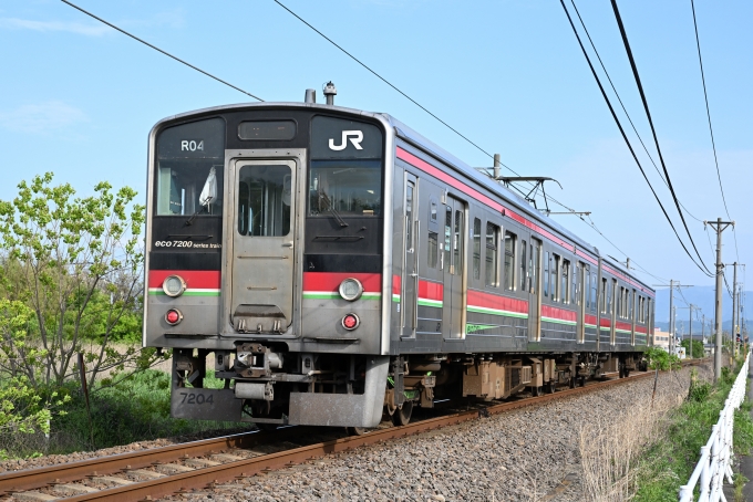 JR四国7200形(Mc) 7204 鉄道フォト・写真 by ポン太さん 琴平駅：2023年05月03日16時ごろ