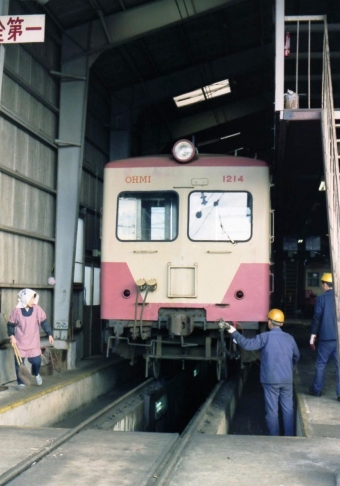近江鉄道 クハ1214形 クハ1214 鉄道フォト・写真 by ポン太さん ：1980年01月05日00時ごろ