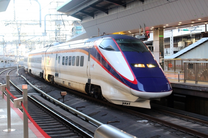 JR東日本 E311形(M1sc) E311-1003 鉄道フォト・写真 by 南方極星さん 東京駅 (JR)：2023年12月17日08時ごろ