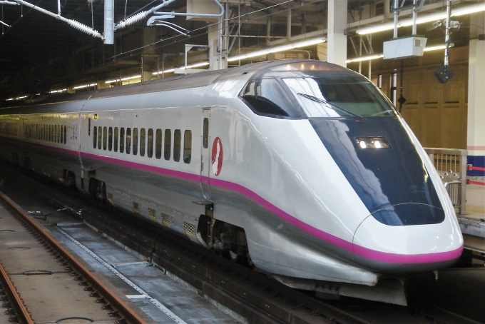 JR東日本 E322形(M2c) やまびこ(新幹線) E322-1 鉄道フォト・写真 by 南方極星さん 大宮駅 (埼玉県|JR)：2013年07月21日05時ごろ