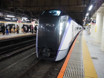 JR東日本 クハE353形 クハE353-1 鉄道フォト・写真 by red02reds☆★★★さん 新宿駅 (JR)：2022年12月20日17時ごろ
