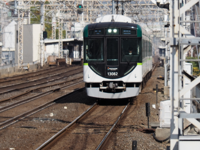京阪電鉄 13082 (京阪13000系) 車両ガイド | レイルラボ(RailLab)