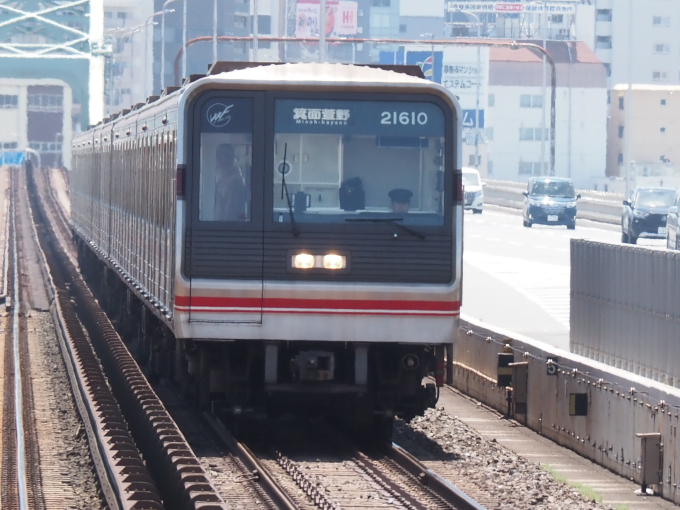 大阪メトロ 21610 (大阪市営地下鉄20系) 車両ガイド | レイルラボ(RailLab)