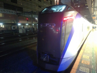 JR東日本 クハE352形 クハE352-4 鉄道フォト・写真 by red02reds☆★★★さん 新宿駅 (JR)：2021年03月11日21時ごろ