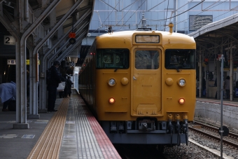 クハ111-7135 鉄道フォト・写真