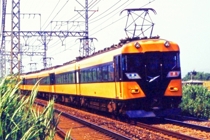 近畿日本鉄道 近鉄18200形電車 新田辺駅 鉄道フォト・写真 by VISTAEX