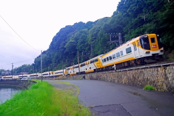 近畿日本鉄道 近鉄30000系電車 ビスタEX 鉄道フォト・写真 by VISTAEXさん 船津駅 (近鉄)：2022年09月17日15時ごろ