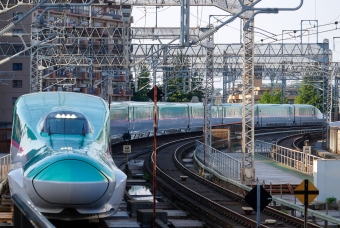 JR東日本 E523形(T1c) やまびこ(新幹線) E523-36 鉄道フォト・写真 by 仙かつさん 仙台駅 (JR)：2022年05月29日17時ごろ