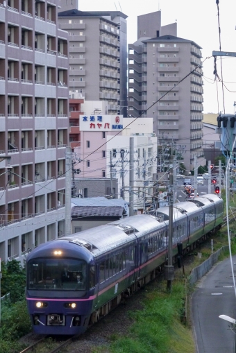 JR東日本 クロ485形 クロ485-2 鉄道フォト・写真 by 仙かつさん 北仙台駅 (JR)：2022年10月08日16時ごろ